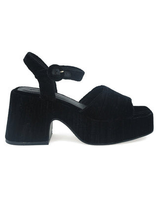 Chocolat Blu Helga Sandal - Black Velvet