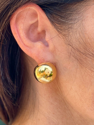 shiny gold globe stud earrings