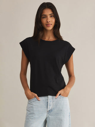 A black short sleeve t shirt 